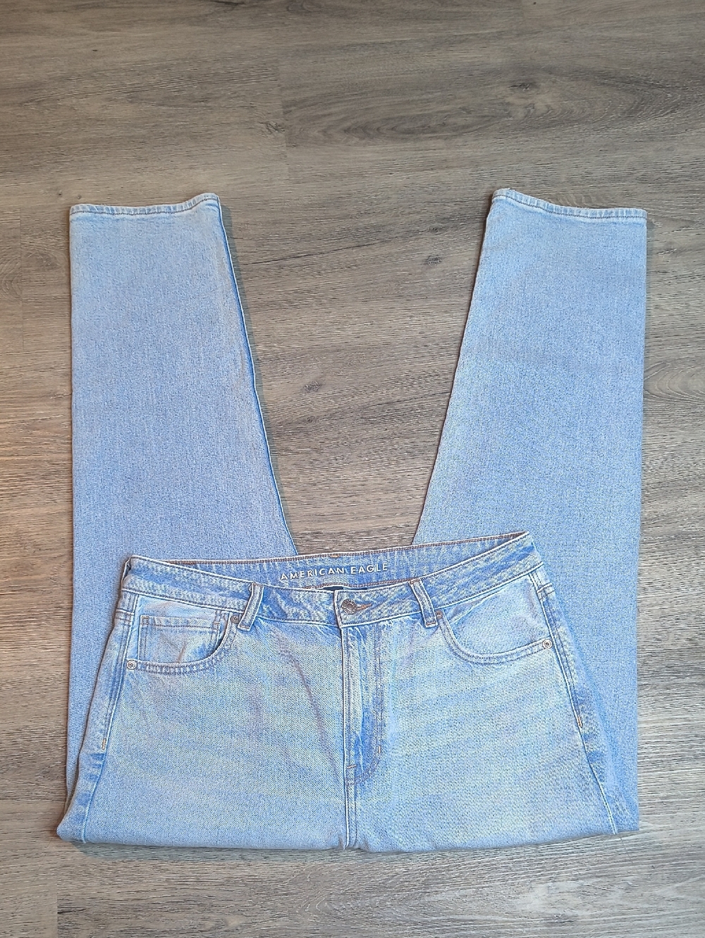 sac347 🦅High Rise Mom Jean w/28" Inseam American Eagle Denim Jeans Size 12
